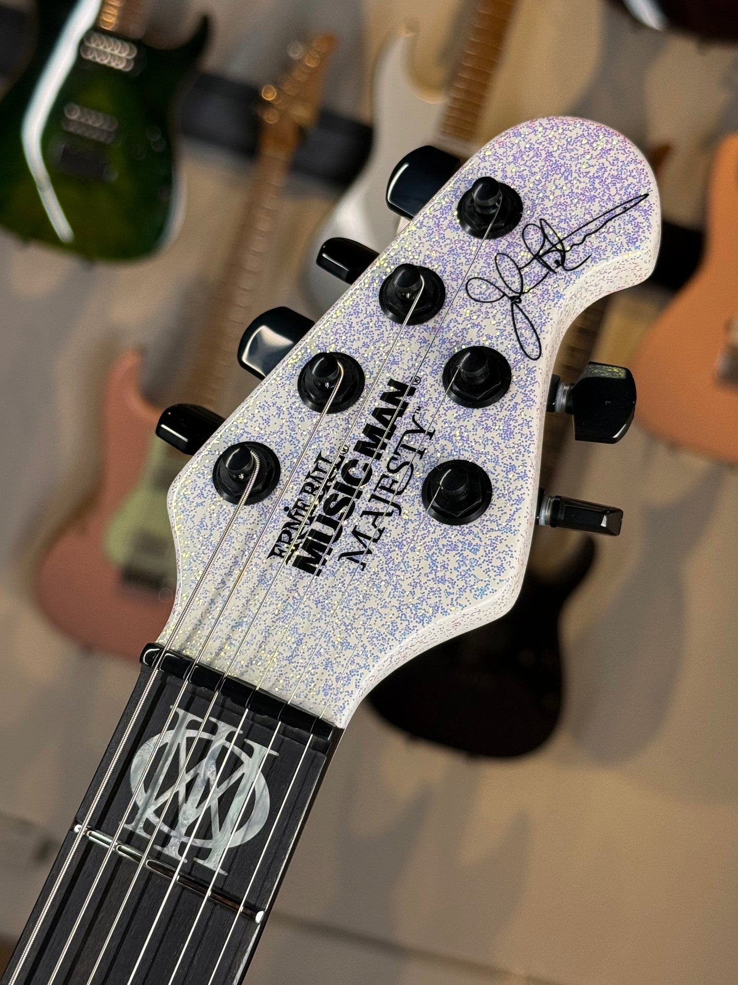 Ernie Ball Music Man Majesty 6 | Her Majesty's Request