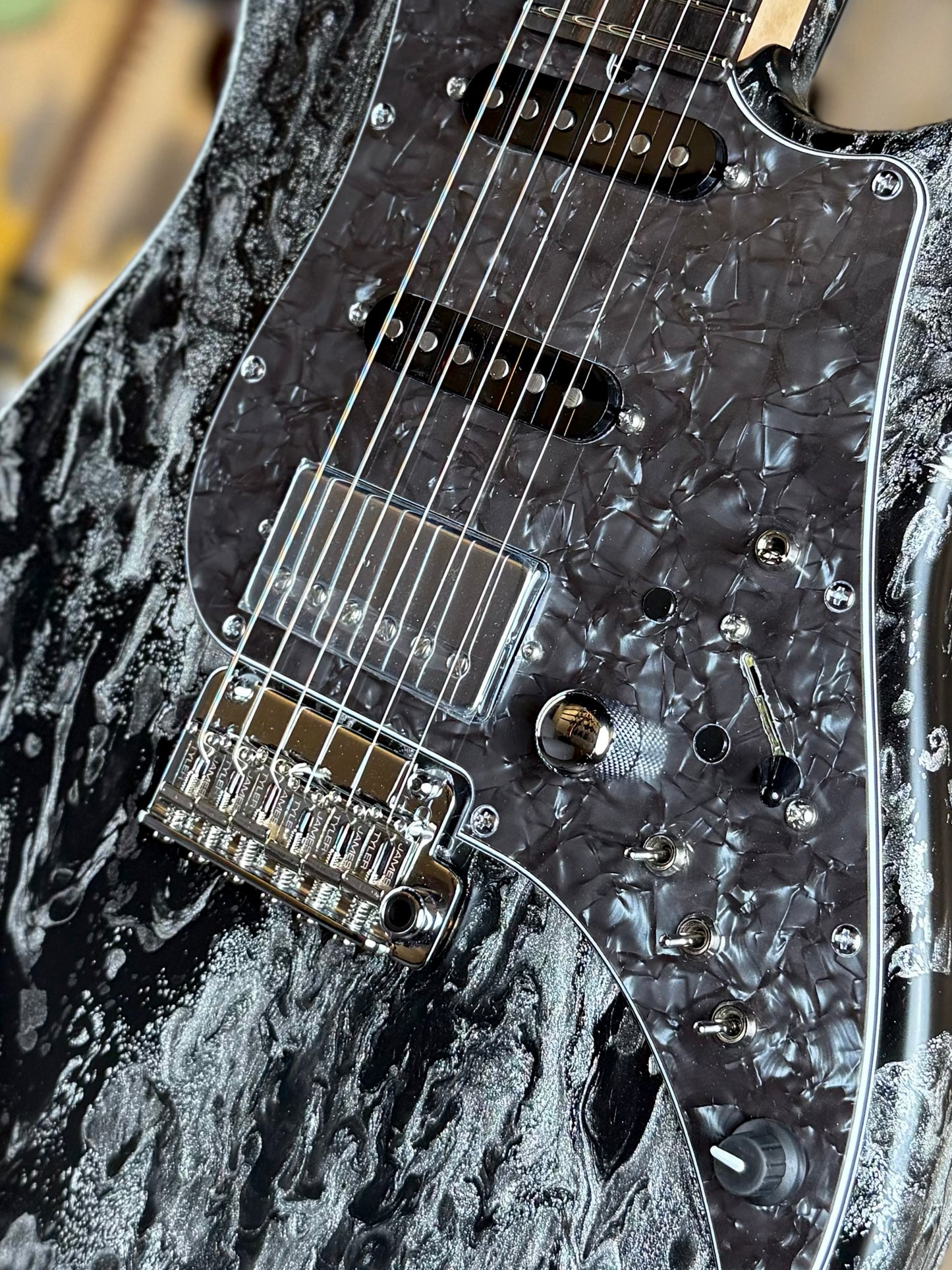 James Tyler Guitars Studio Elite | Black Schmear (Vibrato Spec)