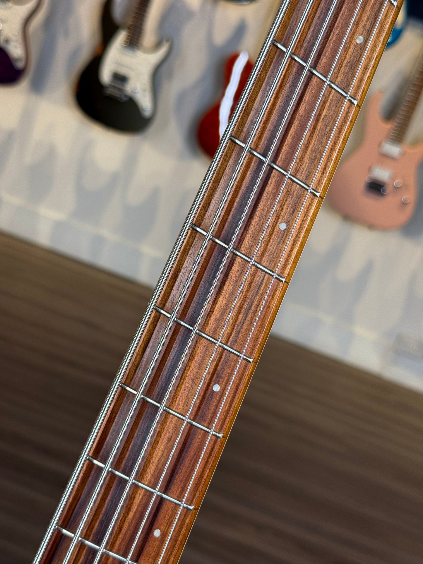 Dingwall Guitars Combustion C3 5 String | Whalepoolburst