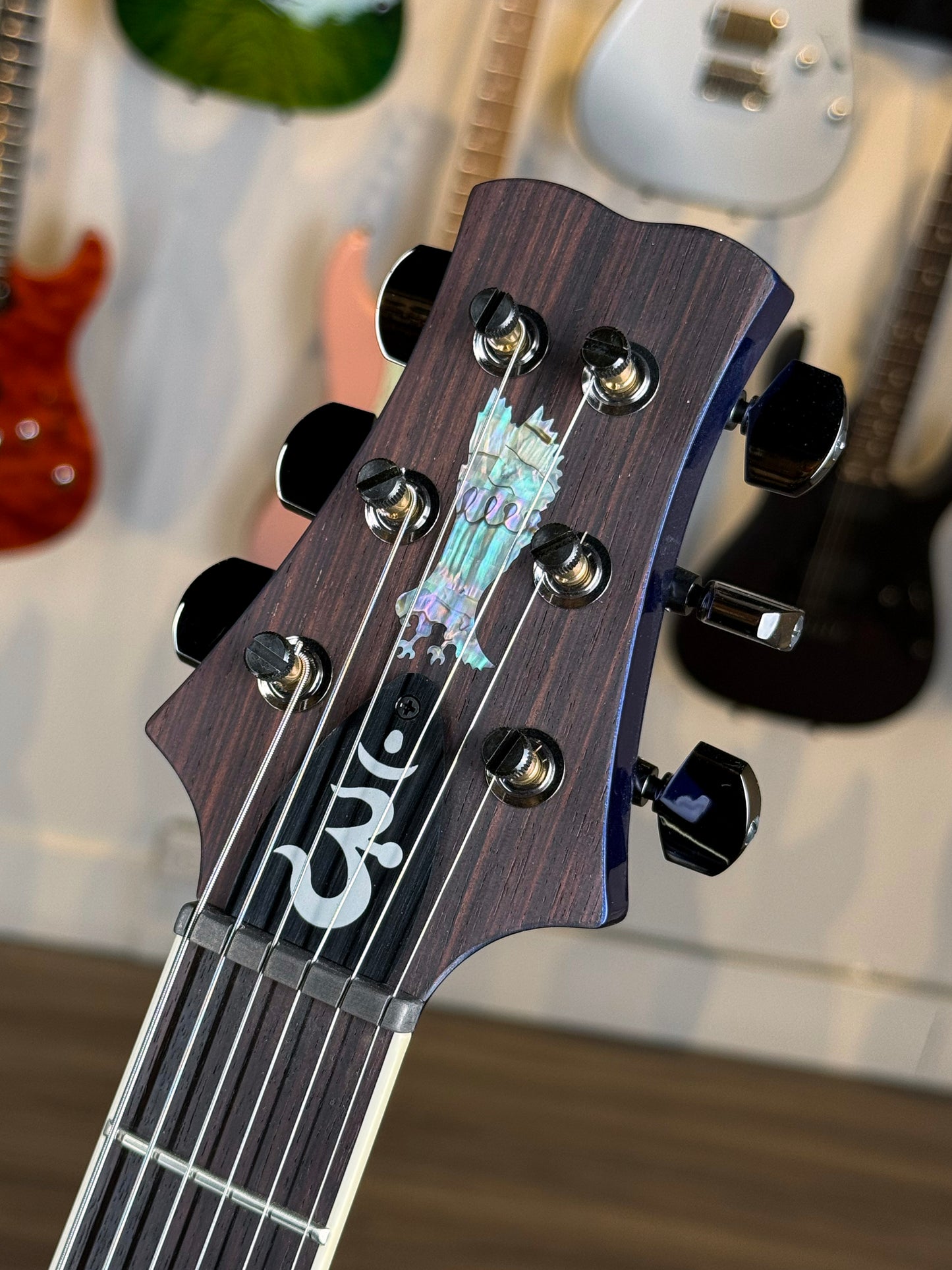 PRS Santana Retro Sprayer's Choice | Charcoal Blue Top/Deep Blue Back