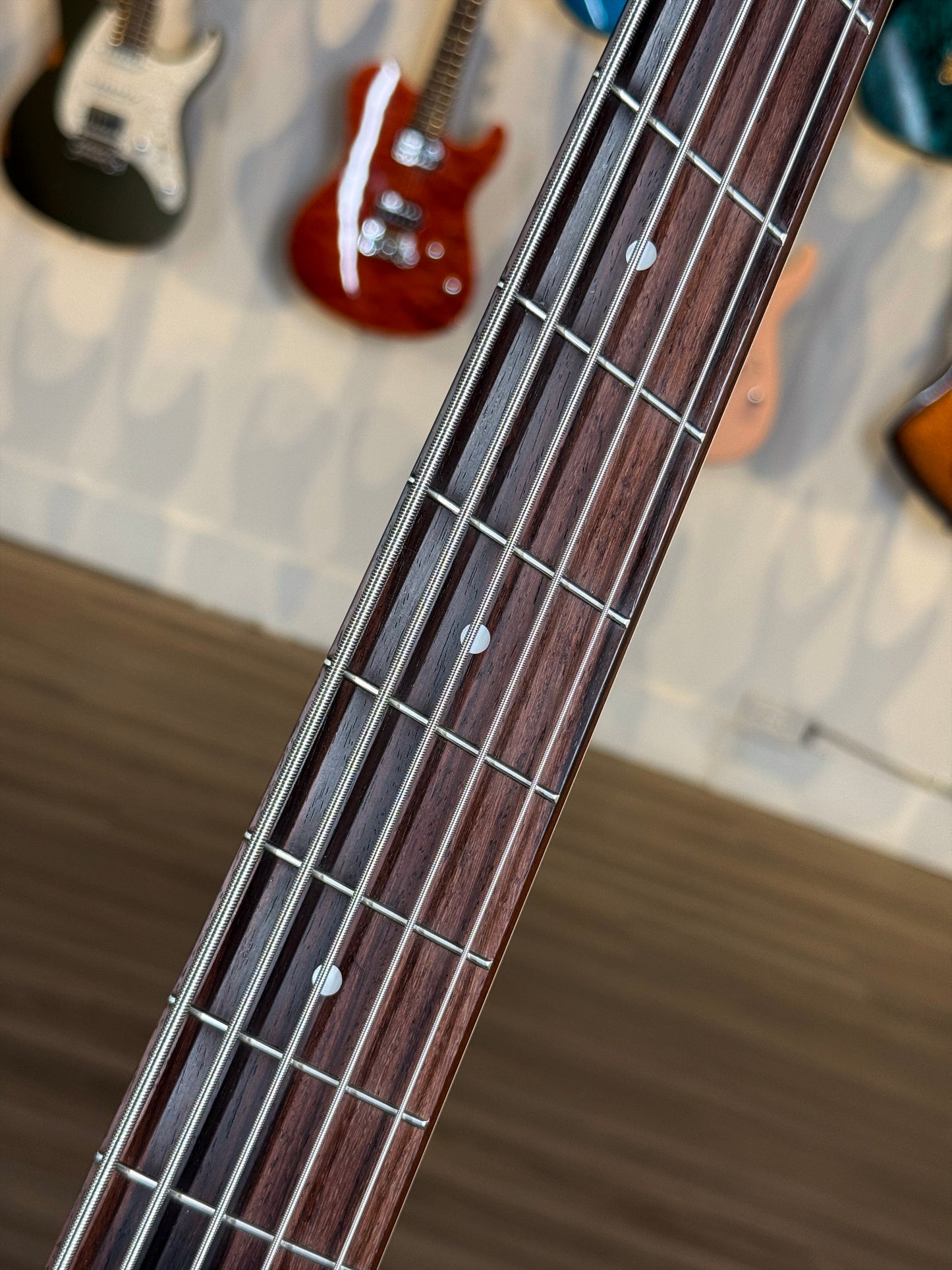 Dingwall Guitars SP1 5 String | Gloss Dark Candy Green