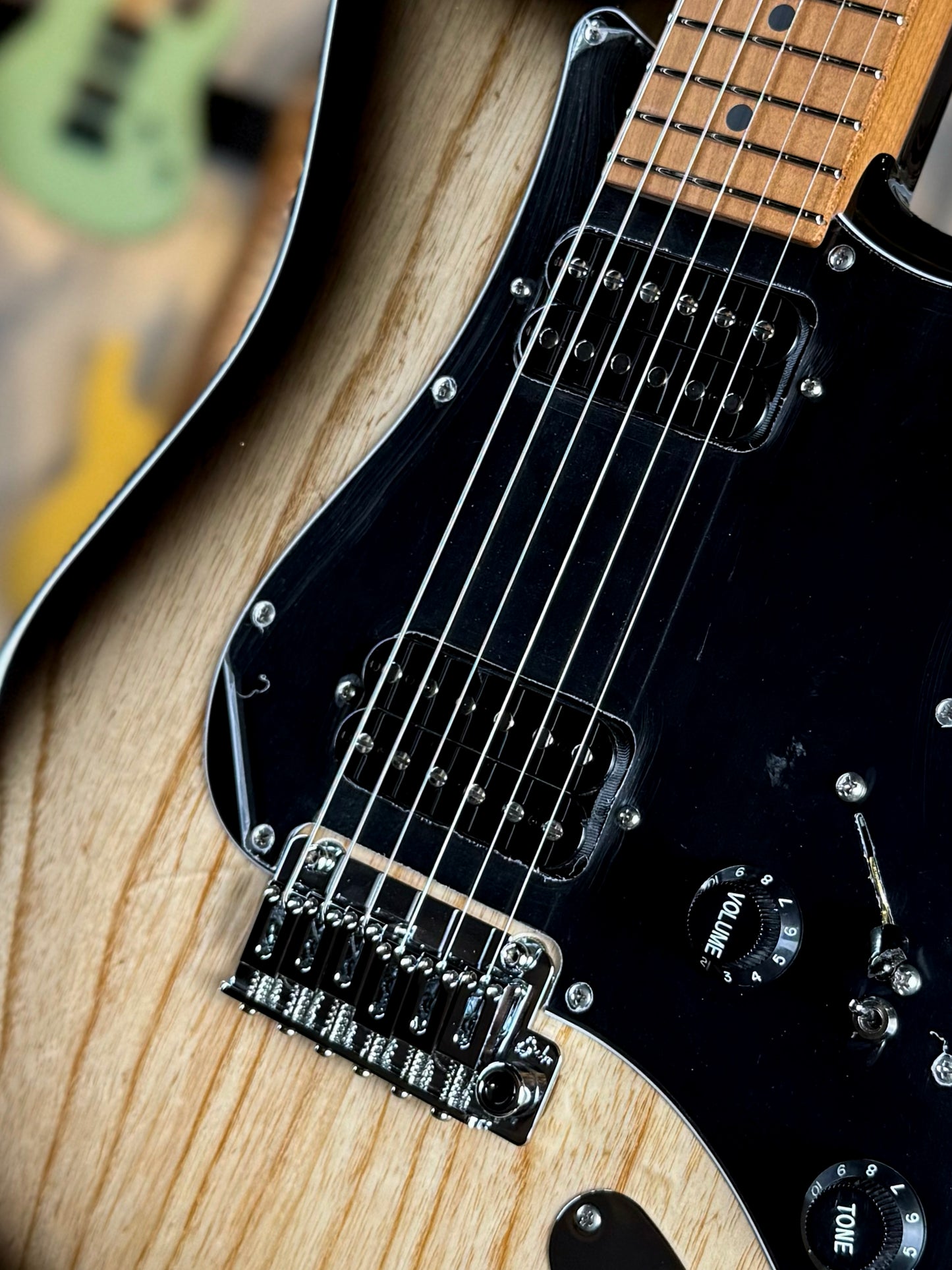 Suhr Classic S Custom | Black Burst