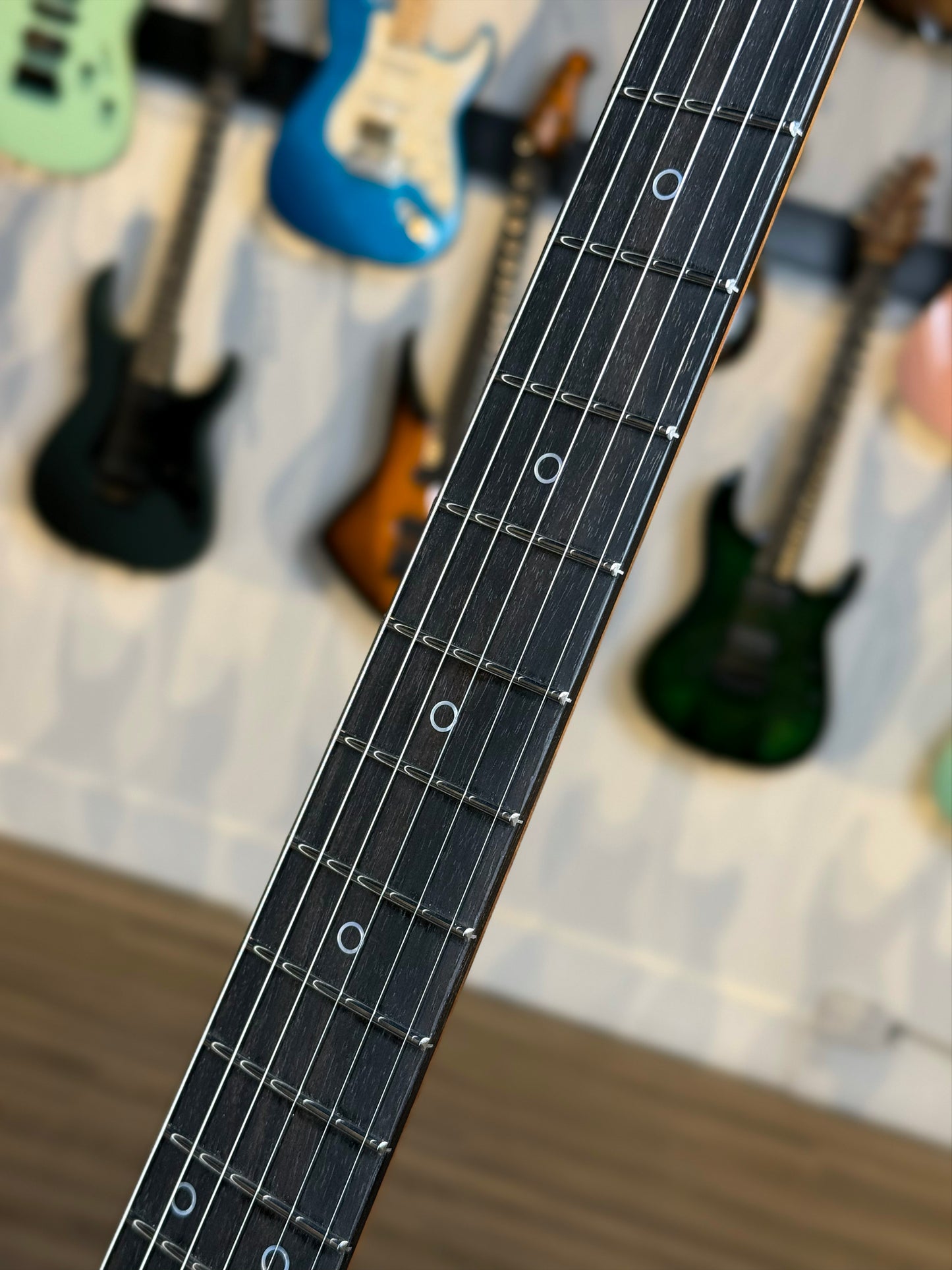 Suhr Modern Custom | Magenta Pink