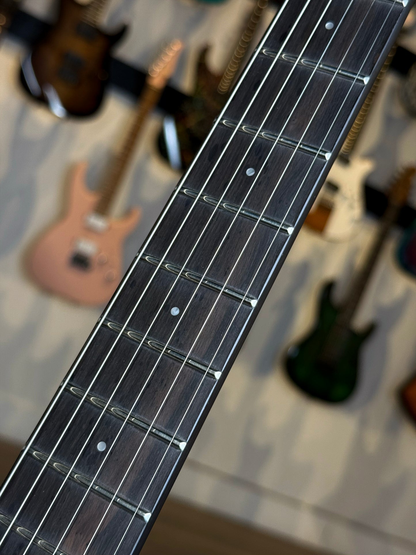 Dunable Asteroid DE | Matte Black Floyd Rose