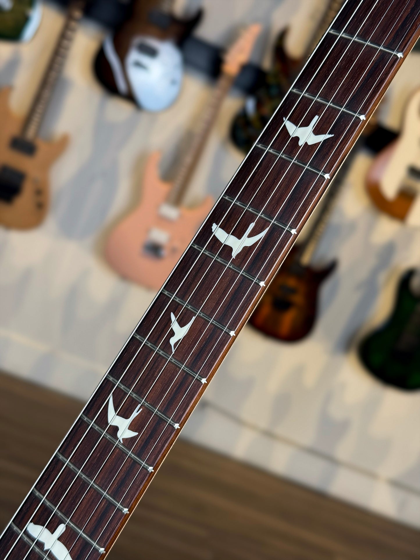 PRS CE 24-08 Swamp Ash Limited Edition | Frost Blue Metallic