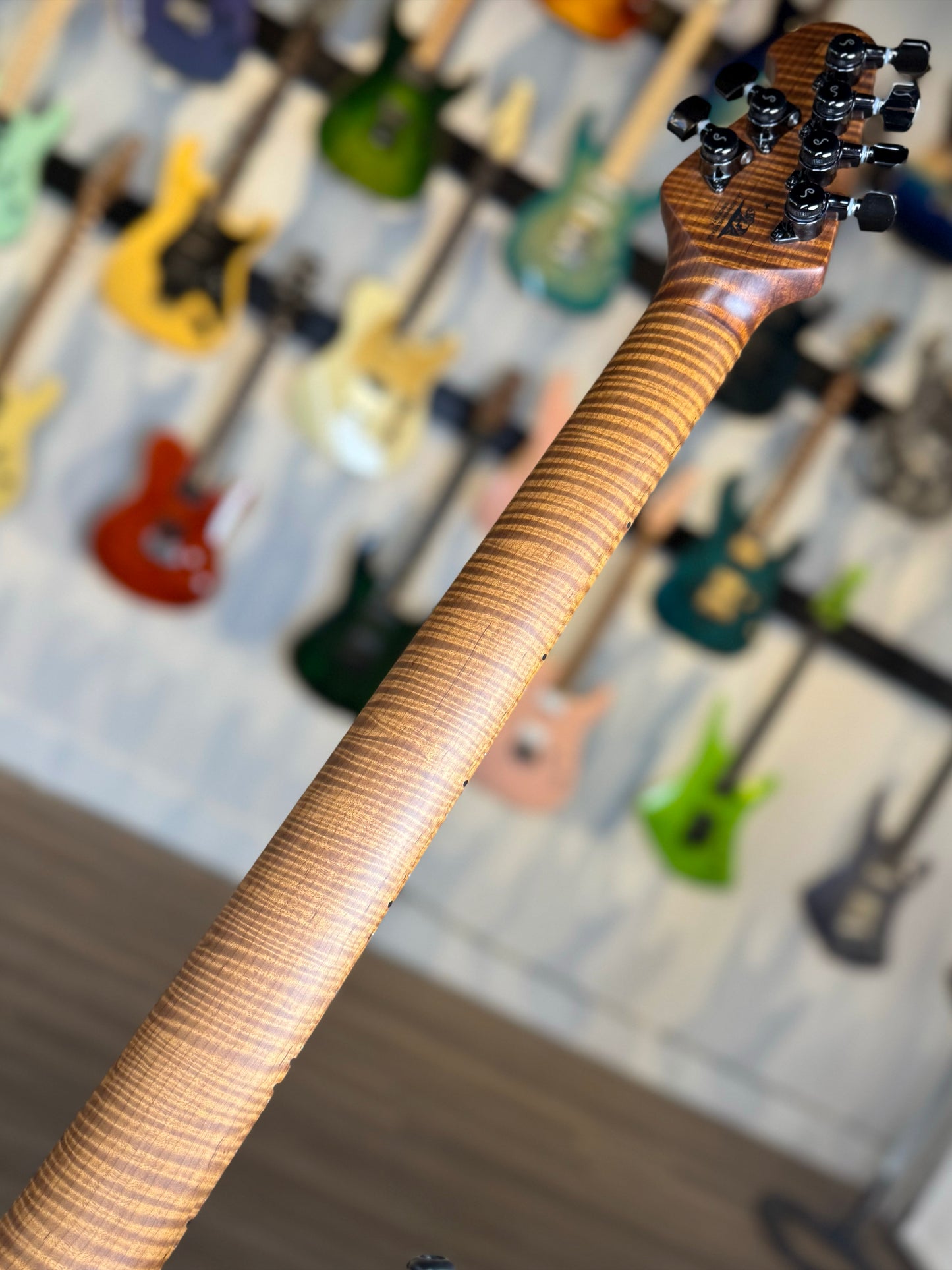 Ernie Ball Music Man JP15 Quilt | Green Tiger Eye