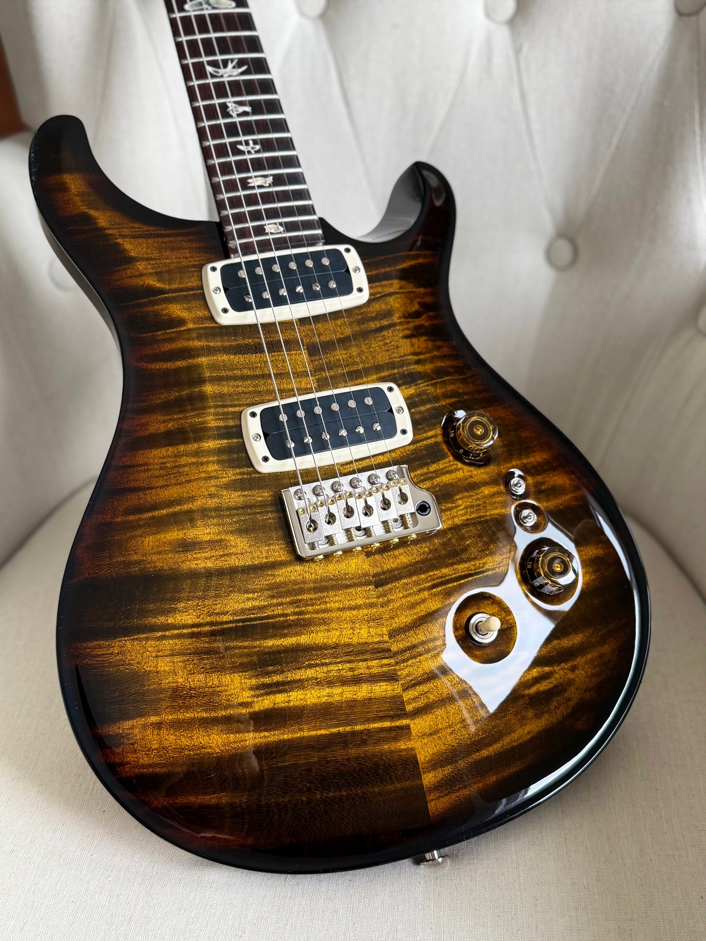 PRS Custom 24-08 | Black Gold Wraparound Burst