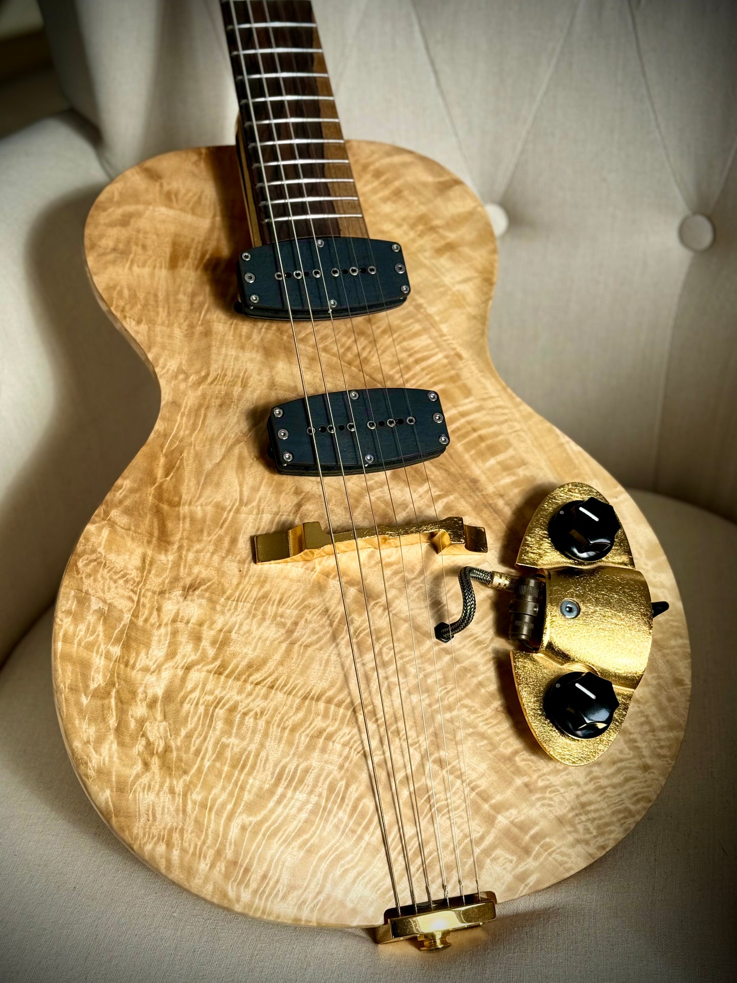 Di Donato Guitars Hasaki | Aurum