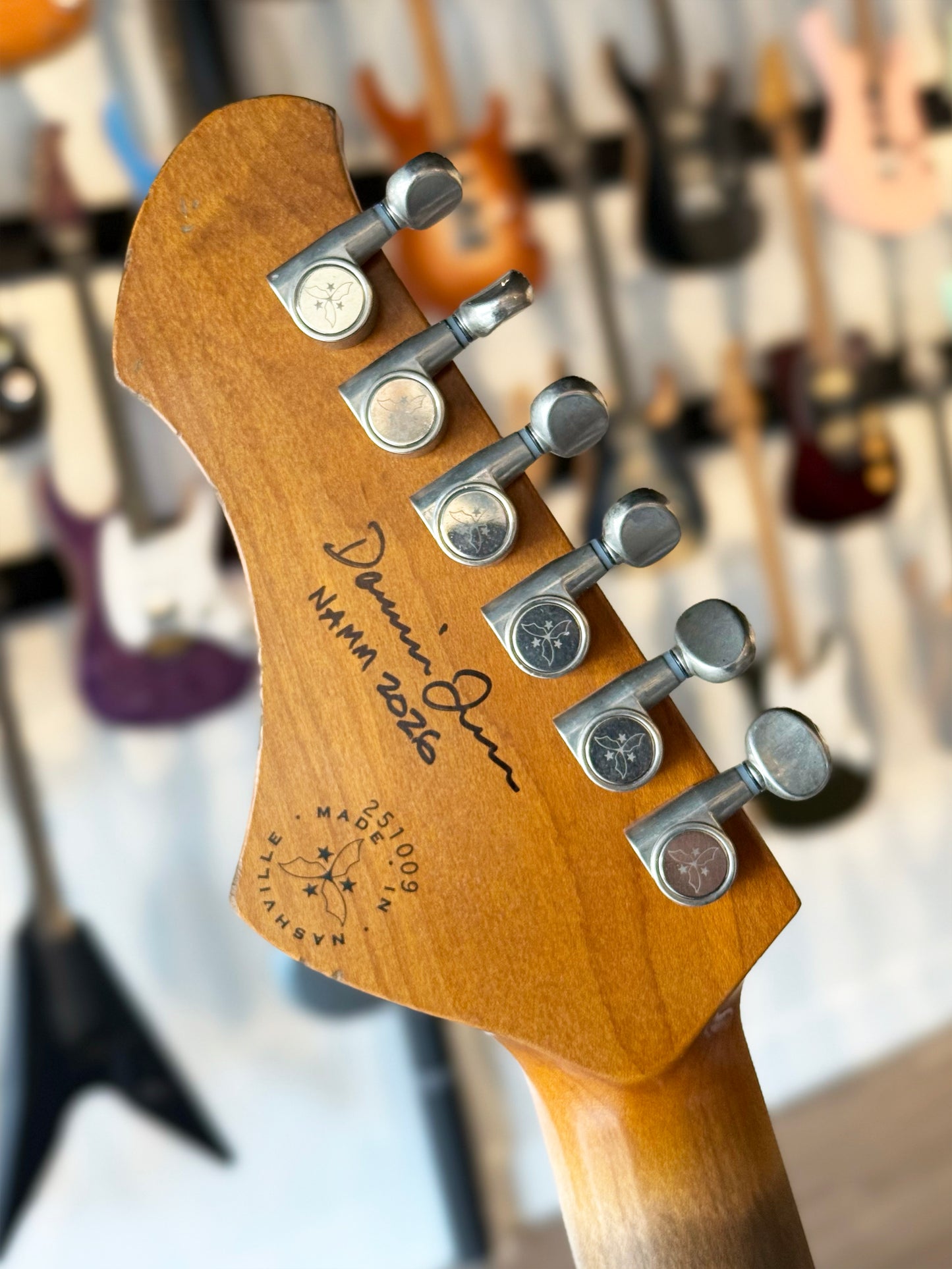 Novo Guitars Voltur Nucleus NAMM 2026 Limited Edition | Dennis Fano Signature | Amber
