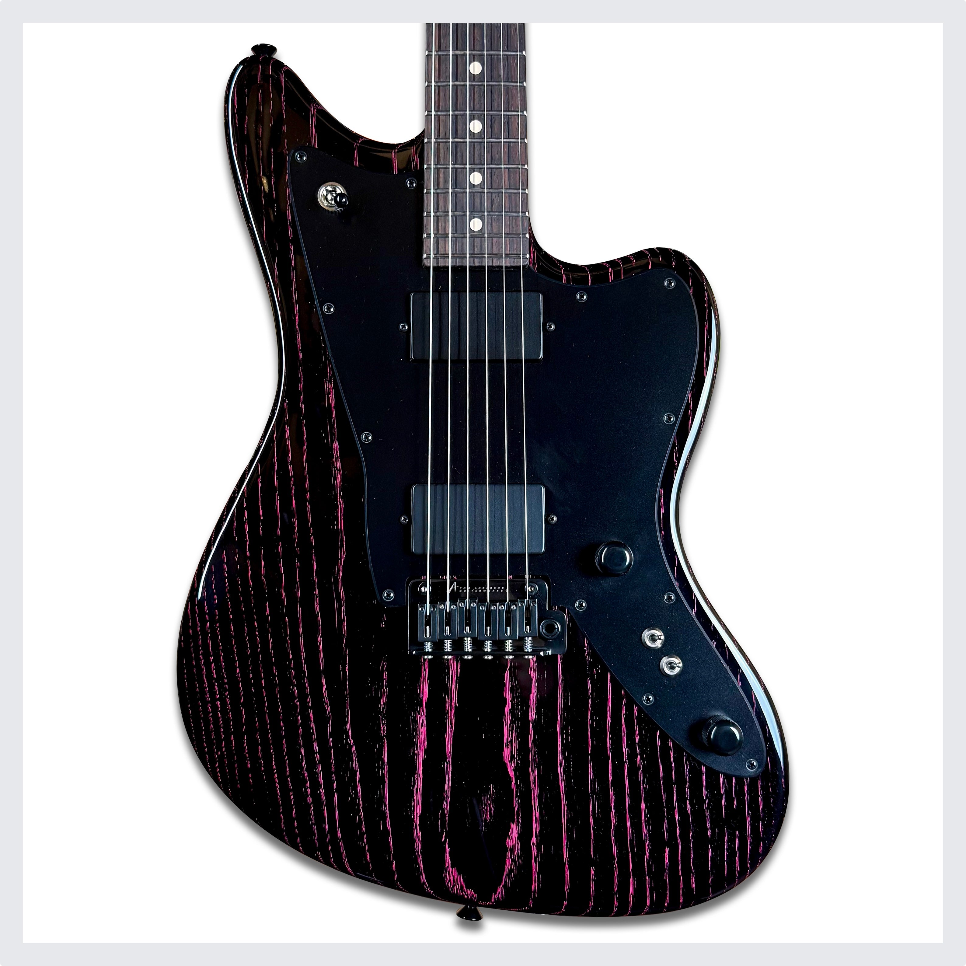 Tom Anderson Raven Classic | Black with Magenta Dog Hair – The